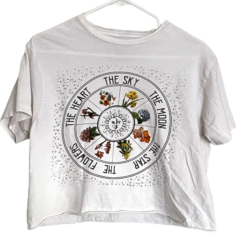 EUC | Obsessive Love | Graphic Crop Top | Size Medium